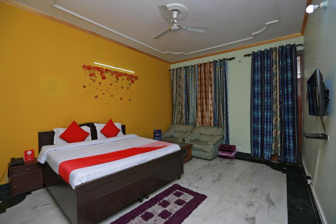 Oyo 11752 Hotel Sun Palace Residency Indirapuram Kültér fotó