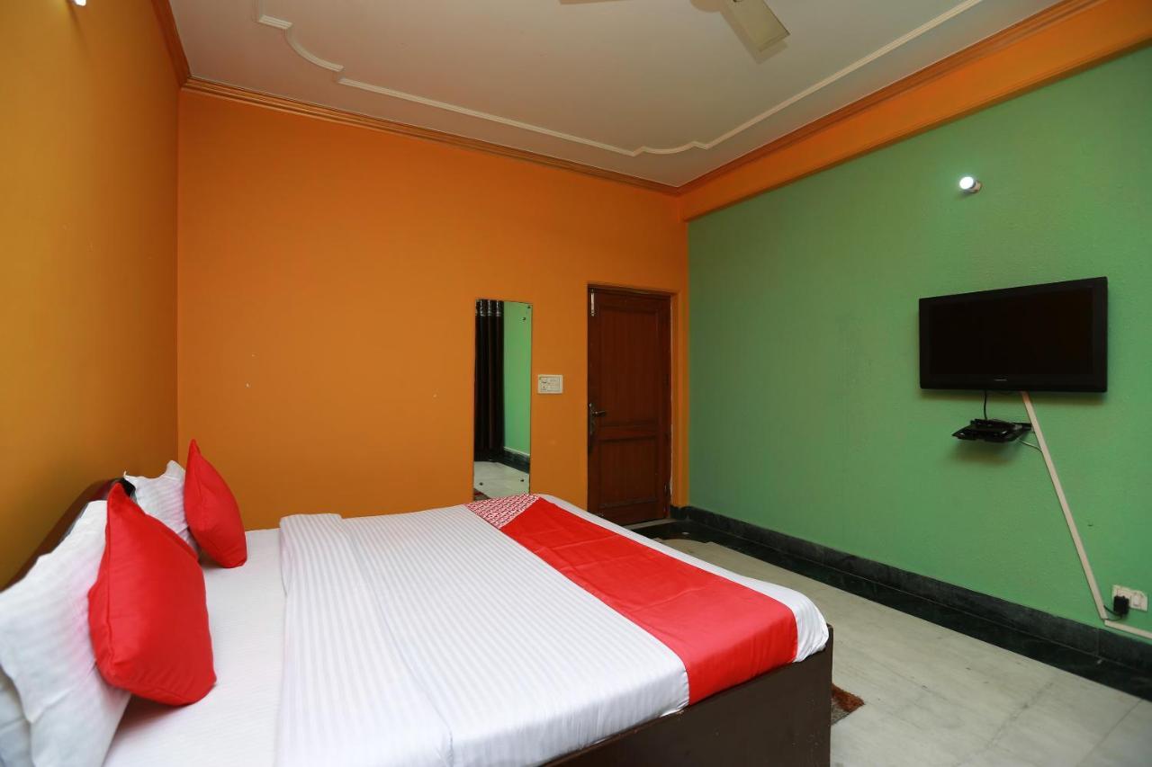 Oyo 11752 Hotel Sun Palace Residency Indirapuram Kültér fotó